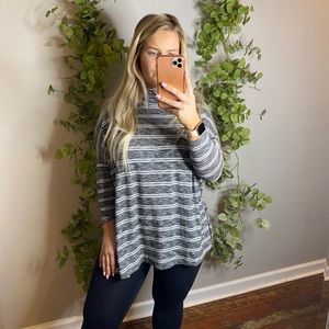 Anthropologie Top XXS grey white striped tunic